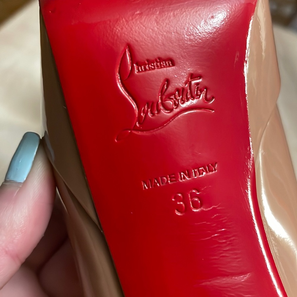 Louboutin Bianca 120MM Nude Patent  - 36 - Picture 11 of 11